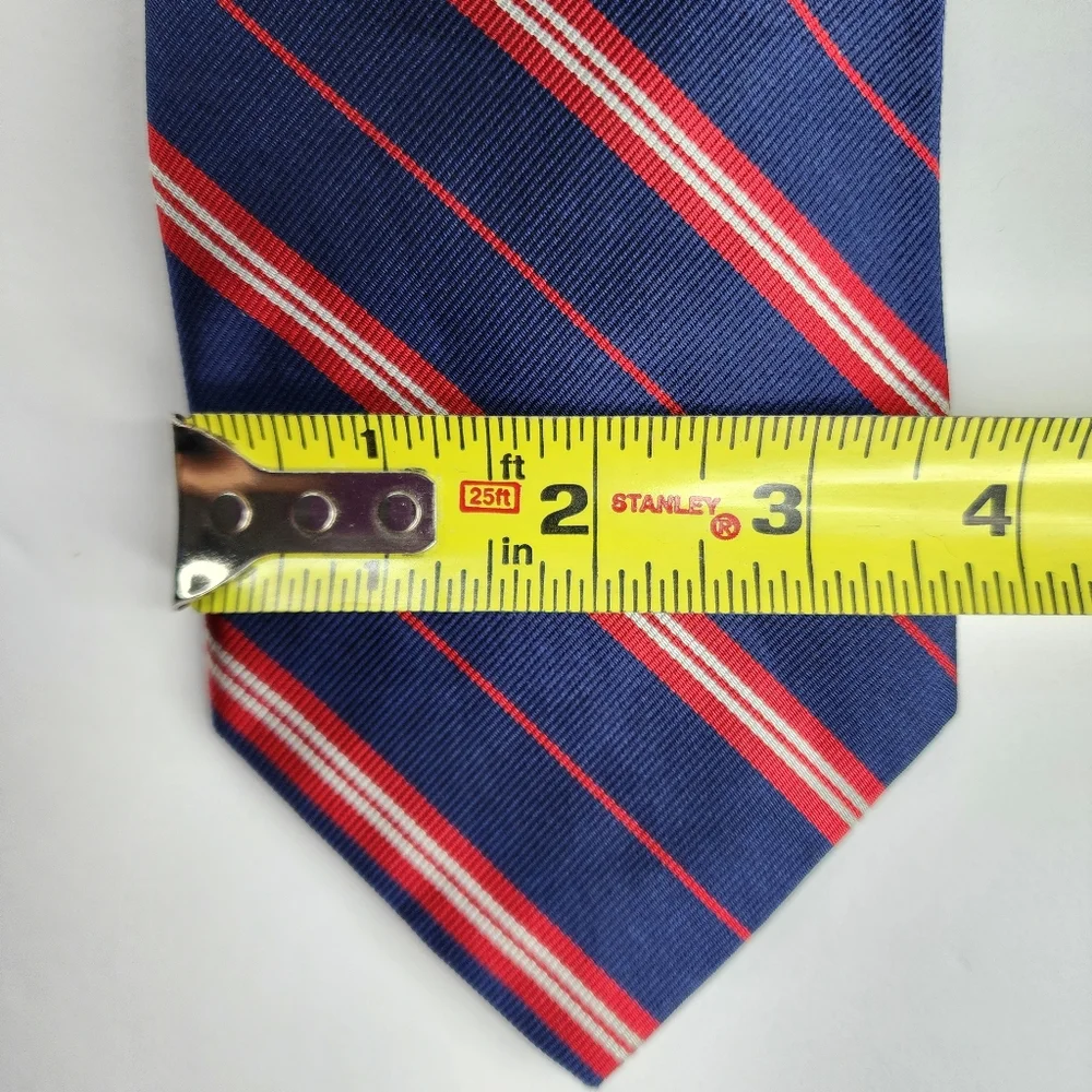 BROOKS BROTHERS 346 Blue & Red Stripe Silk Tie.